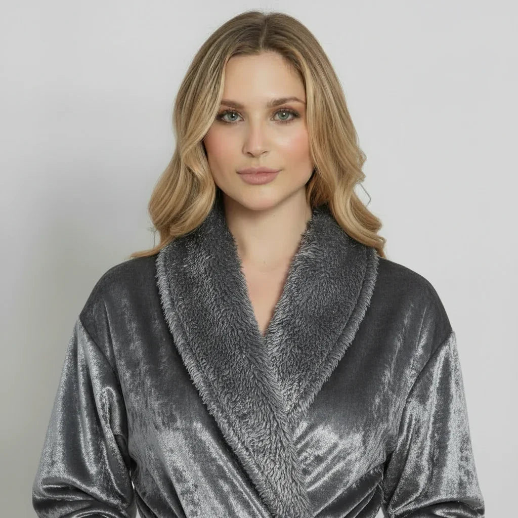 Women's Ultra-Soft Plush Bathrobe