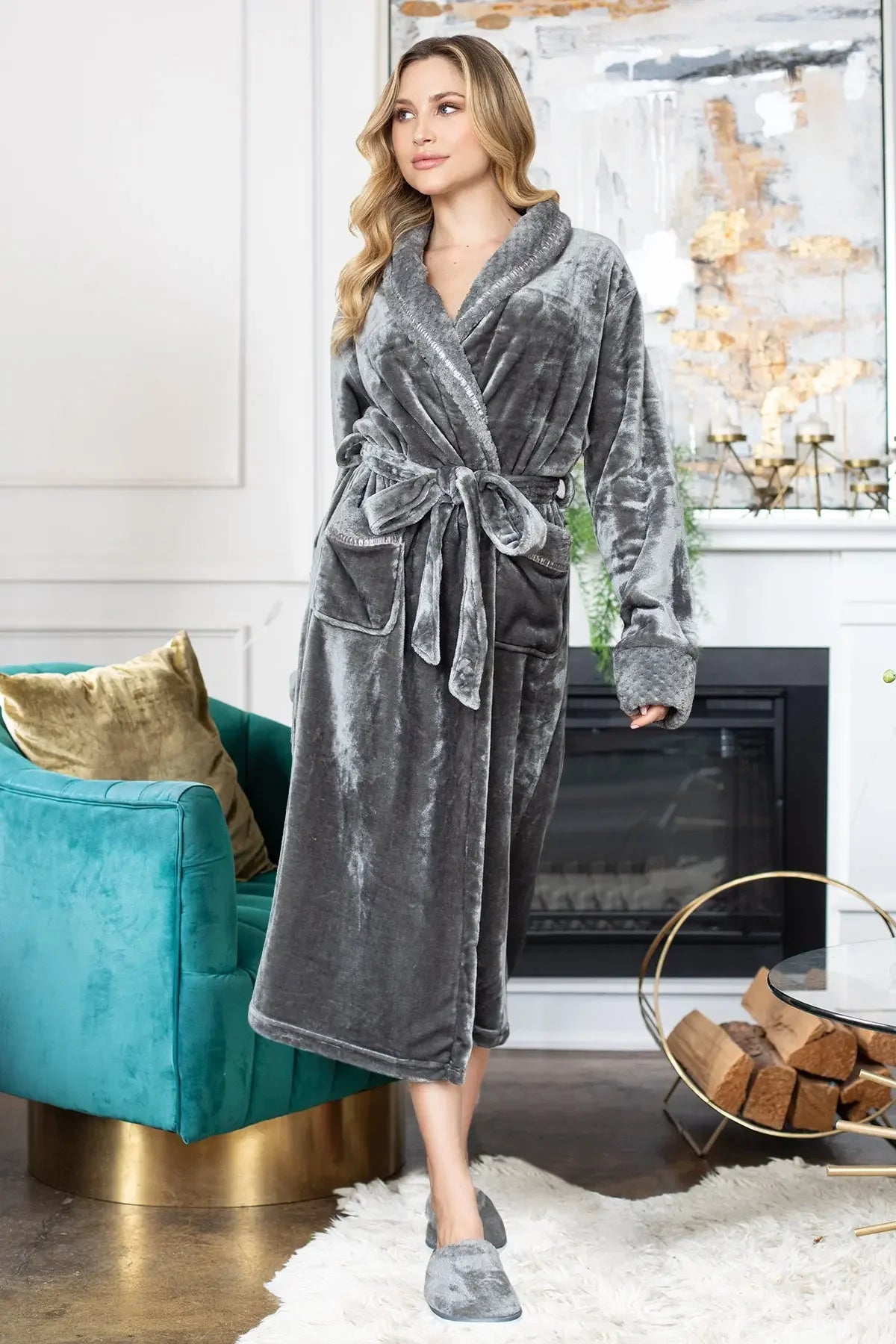 Women's Ultra-Soft Plush Bathrobe